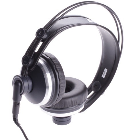 Фото AKG K171 MKII