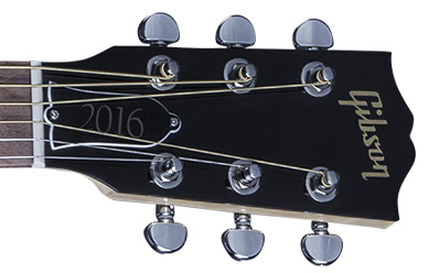 Фото GIBSON J-15 ANTIQUE NATURAL электроакустическая гитара, цвет натуральный