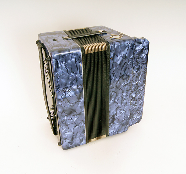 Фото Гармонь "Чайка 204" Шуйская гармонь S6XL-A-BL