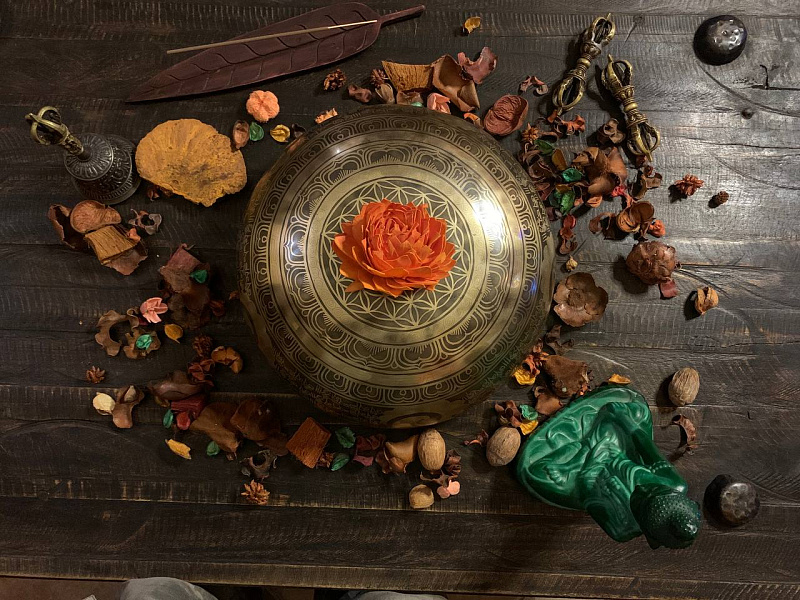 Фото Поющая чаша кованая Yogini SB-YOG 32 до диез