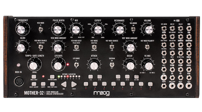 Фото Moog Mother-32