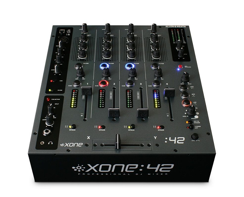 Фото Allen & Heath Xone:42 DJ микшерный пульт