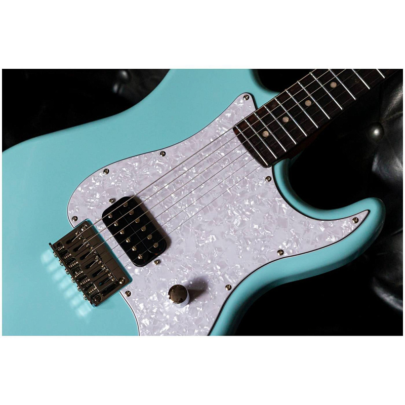 Фото Электрогитара JET JS-400 HT BL