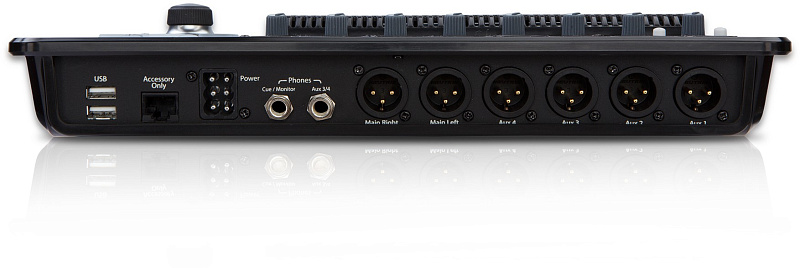 Фото QSC TouchMix-8 Цифровой микшерный пульт