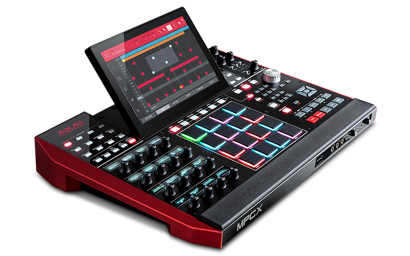 Фото AKAI PRO MPC X