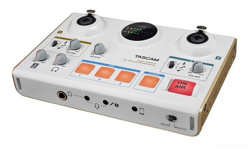 Фото Tascam US-42